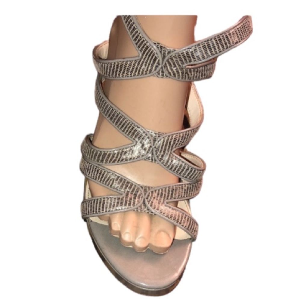Calvin Klein size 10 neutral gray snakeskin embossed ankle strap platform